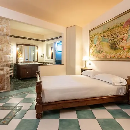 Motel Charlie 4*